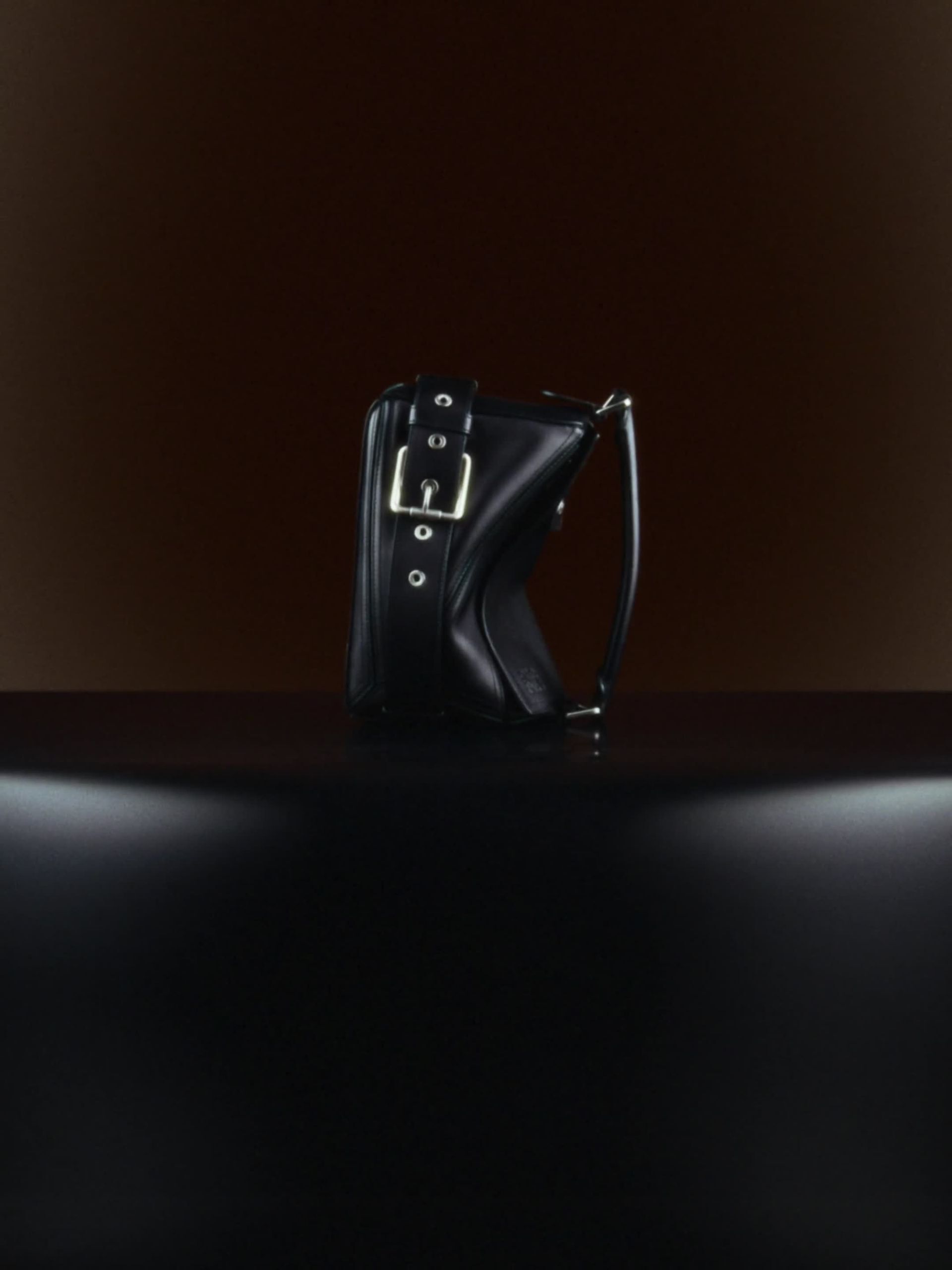 ロエベ公式オンラインストア｜LOEWE